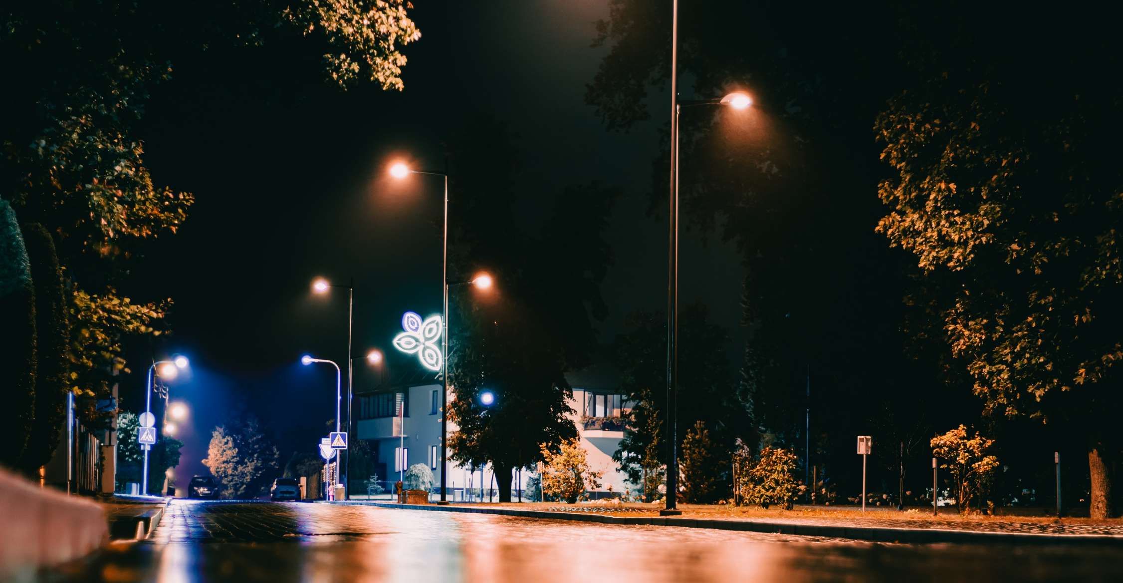 樓宇自控係統，弱電設備監控，高效建築管理，減少人工成本