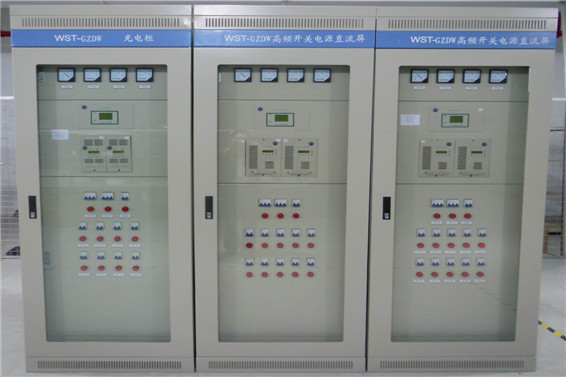 直流屏、微機保護測控裝置(圖1)