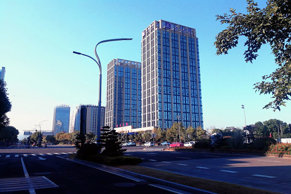 樓宇智能化專業化、係統化、節能化特點！(圖1)