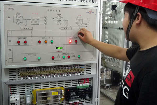 樓宇智能化係統安裝與調試需要專業化人才！(圖1)